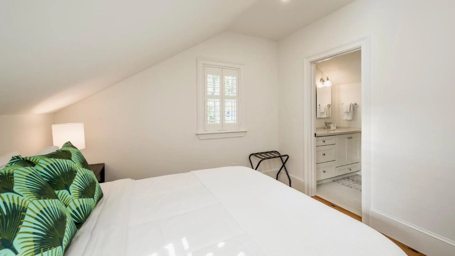 Spirit Of Key West By Last Key Realty 0*,